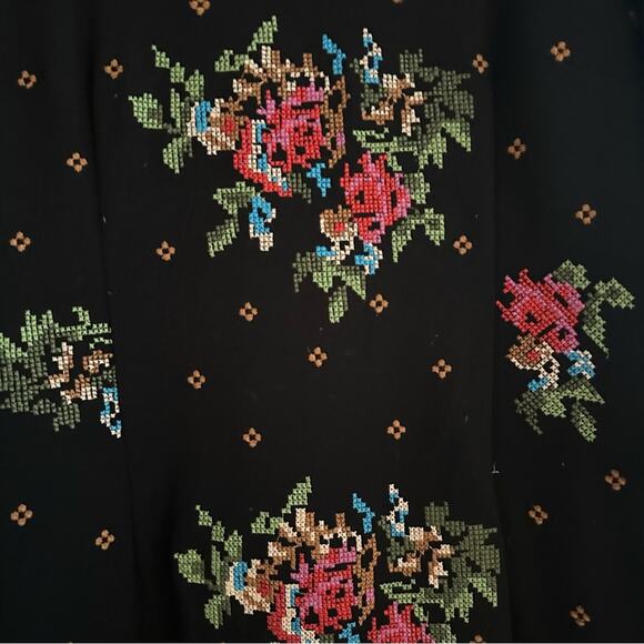 BCBG Maxazria Embroidered Dress Black Boho Sheath Statement Western BCBG Small - Picture 5 of 12